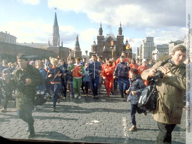 In Red Square, many torches were dispersed throughout the country. A strong message of support was delivered by President Mikhail Gorbachev, "The Soviet Union greets those who are selflessly and courageously carrying the torch of peace across the planet...strengthening the spirit of cooperation and mutual understanding among peoples." Moscow, Russia